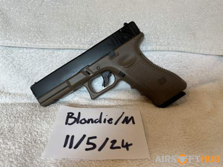 Army Armament G18c - Used airsoft equipment