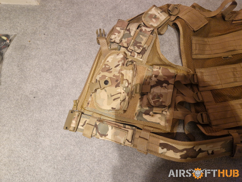 tactical vest - Used airsoft equipment