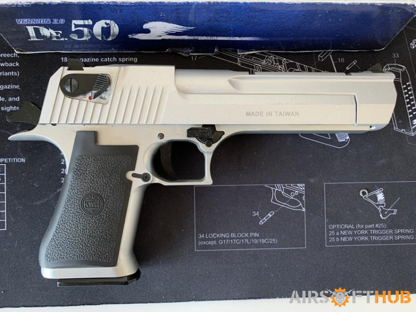 Desert Eagle GBB Co2 - Used airsoft equipment