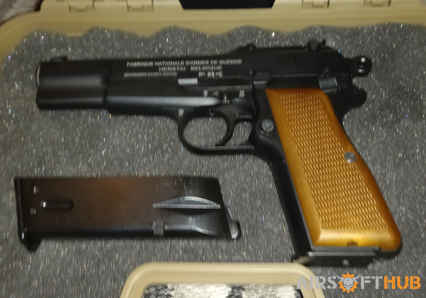 WE BROWNING HI POWER. - Used airsoft equipment