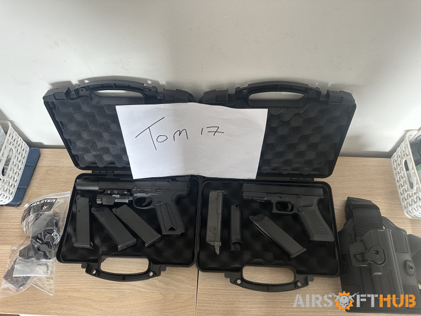 AAP 01 and WE EU 17 gen 4 - Used airsoft equipment