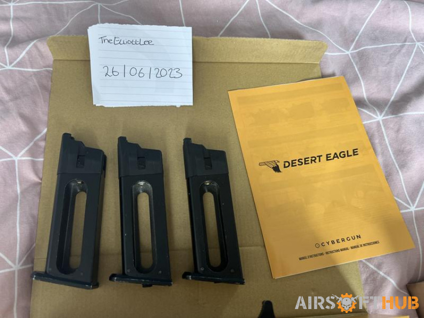 Desert Eagle CyberGun FULLAUTO - Used airsoft equipment