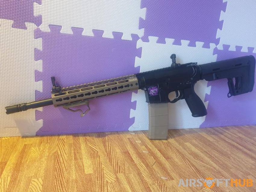 Custom Upgraded M4 - Used airsoft equipment