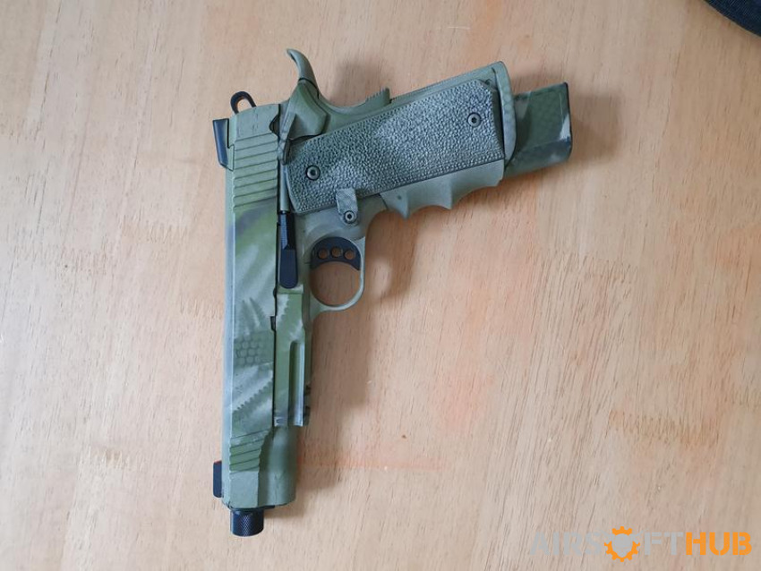 AA R32 1911 GBB Pistol - Used airsoft equipment