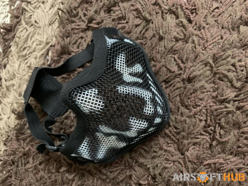 Ghost mesh mask - Used airsoft equipment
