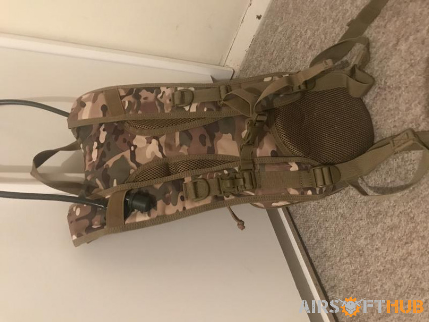 Hydration backpack, new,unused - Used airsoft equipment