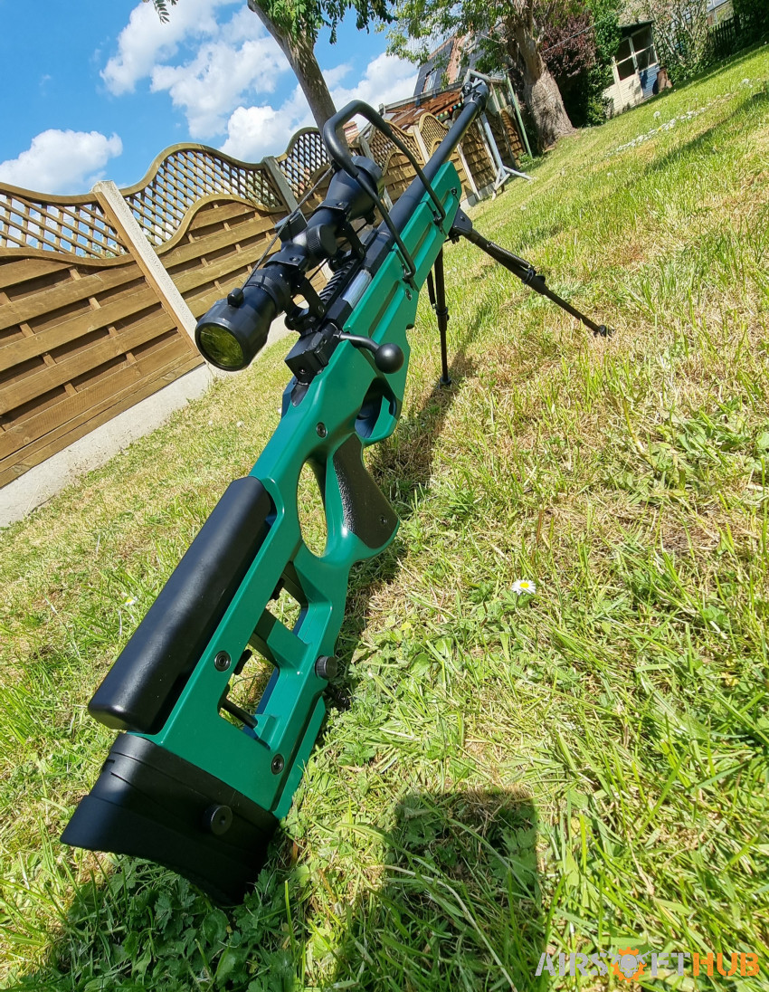 Snow Wolf SV98 Sniper Rifle - Used airsoft equipment