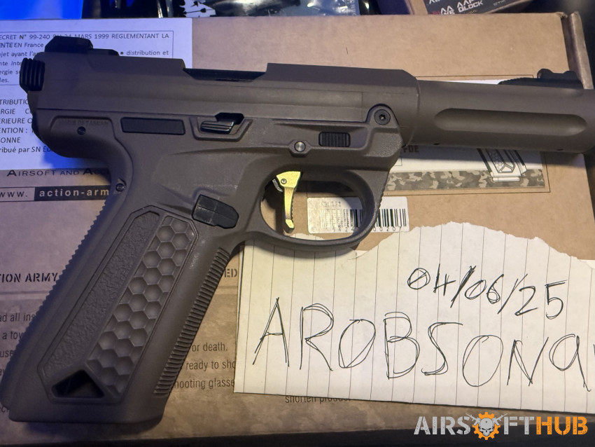 AAP-01 Upgraded + 2 MAGS!!! - Used airsoft equipment