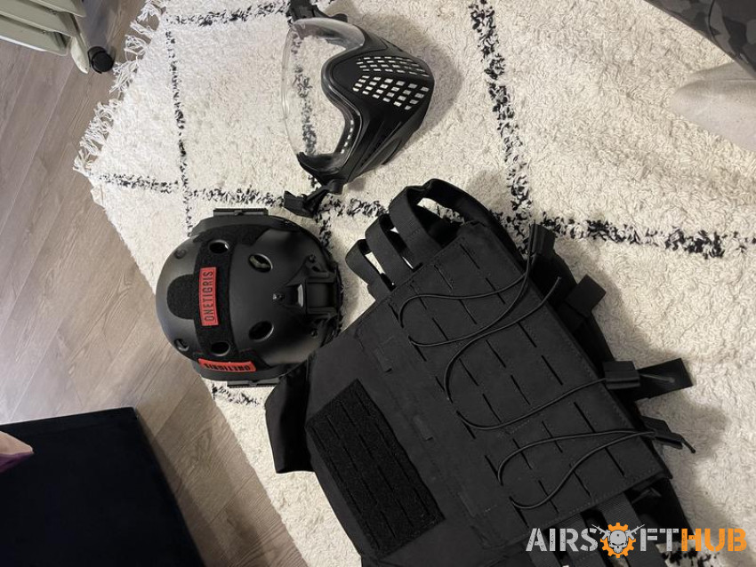 Airsoft bundle - Used airsoft equipment