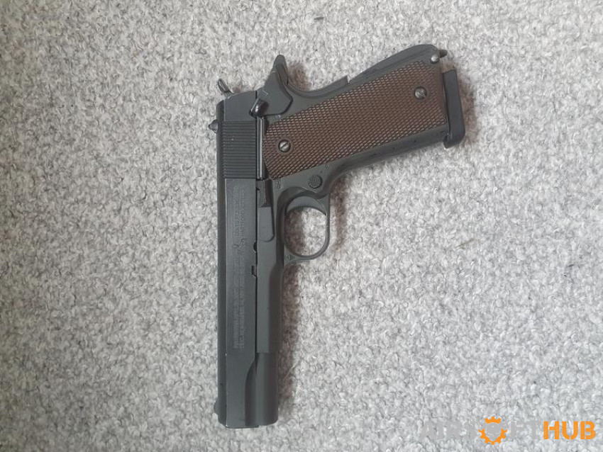 1911 + 2 mags (no leaks) - Used airsoft equipment