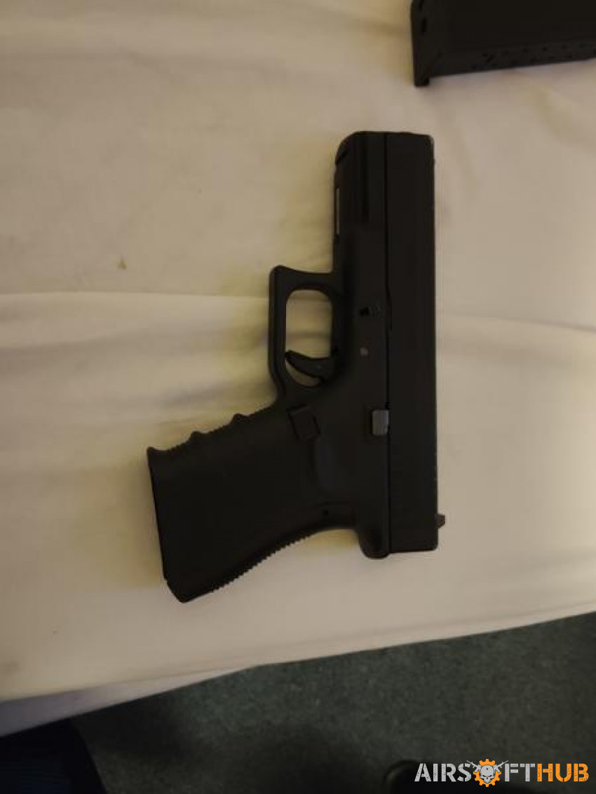 We glock 19 gen4 - Used airsoft equipment