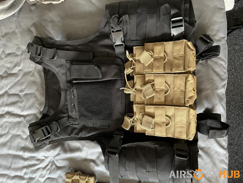 Accessories and Gear - Used airsoft equipment
