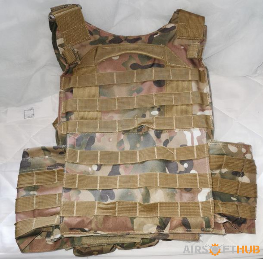 vest plus 6 mag holder - Used airsoft equipment