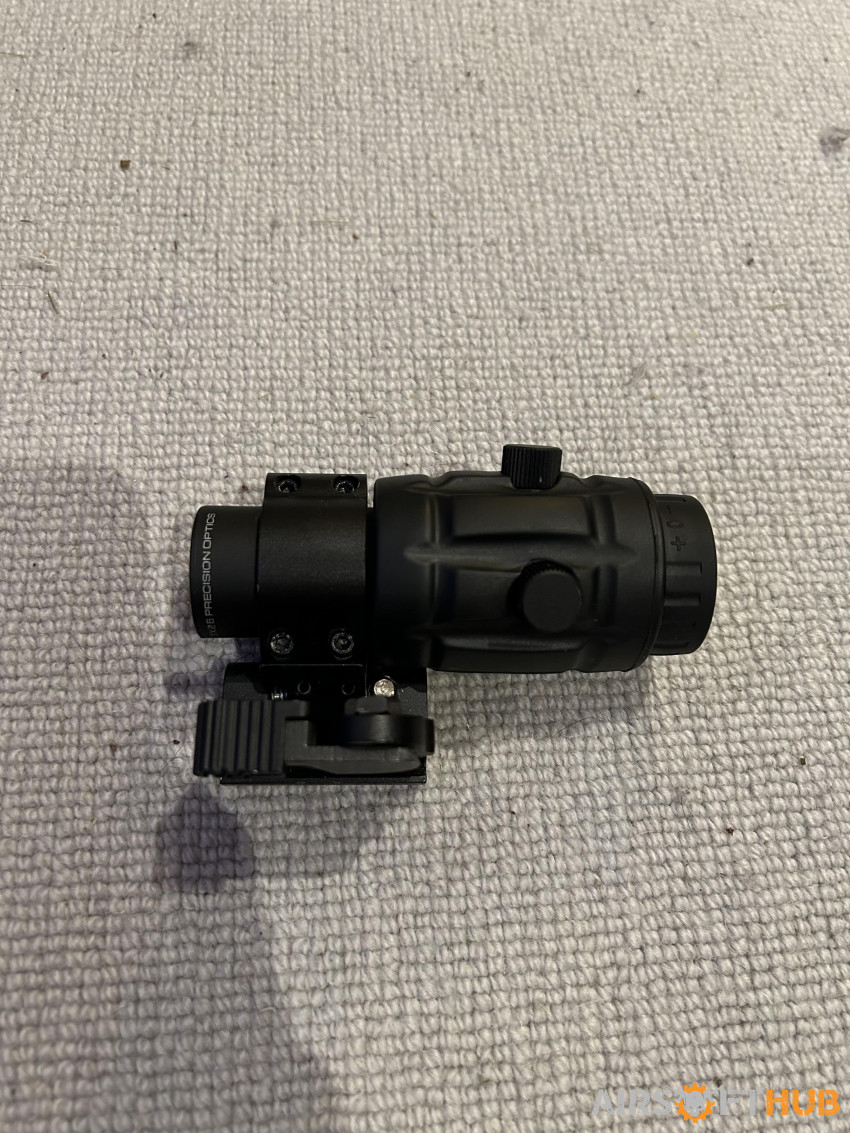 Vector Optics Flip Magnifier - Used airsoft equipment