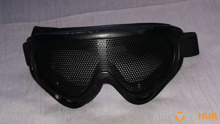 Black mesh goggles - Used airsoft equipment