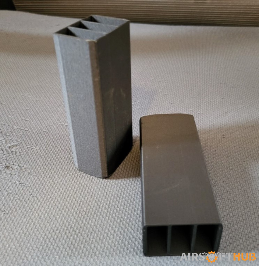 2x AEP Triple Mag holder - Used airsoft equipment