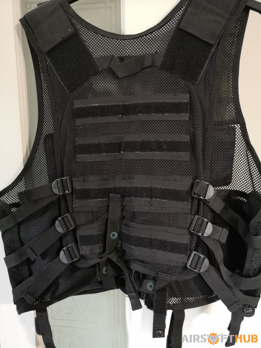 Mil-Tec USMC Tactical Vest Bla - Used airsoft equipment