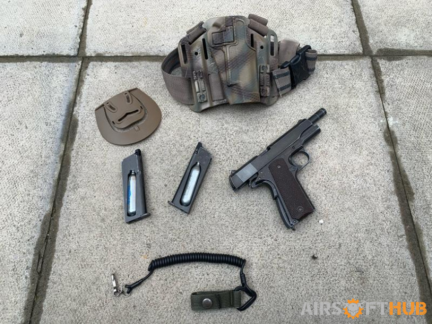KWC CO2 1911 Bundle - Used airsoft equipment