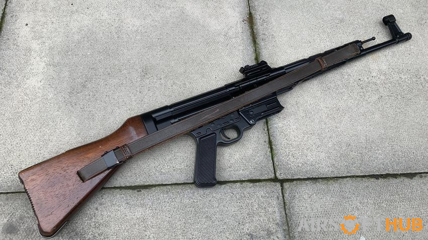 AGM STG44 - Used airsoft equipment
