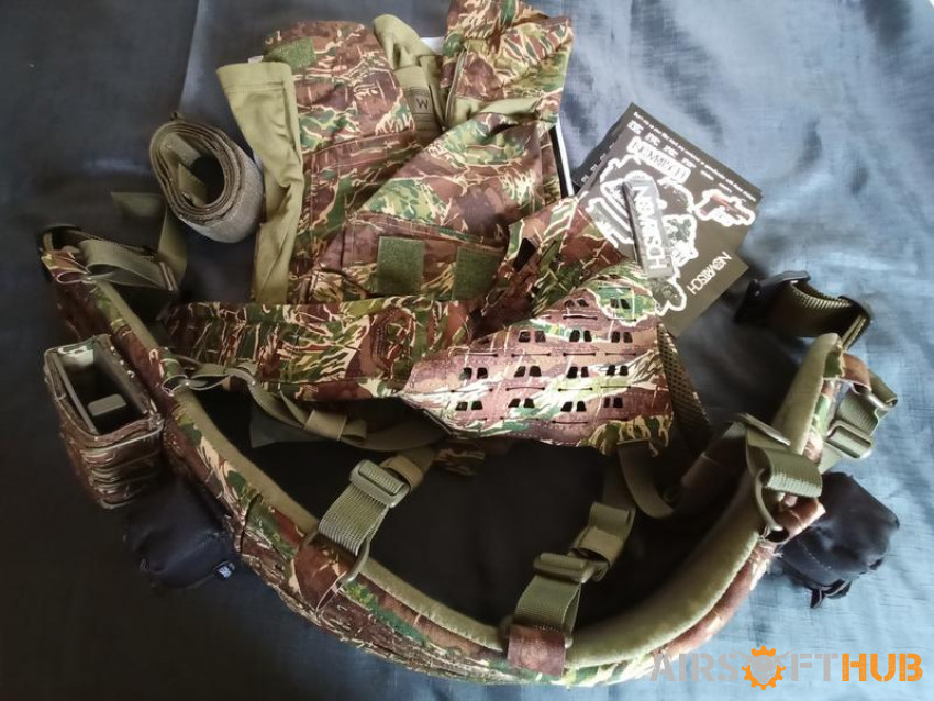 Airsoft Camouflage Kit - Used airsoft equipment