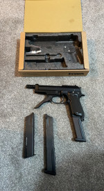M93 Raffica gas pistol - Used airsoft equipment