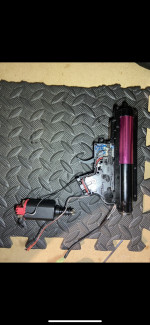 ARES AMOEBA GEARBOX AND MOTOR - Used airsoft equipment