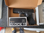 Licenced glock 17 - Used airsoft equipment