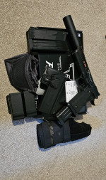 Tartan tactical pistol bundle - Used airsoft equipment
