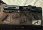 E-11 and 4 short 50rd mags - Used airsoft equipment