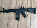 M4 Airsoft Rifle - Used airsoft equipment