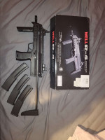 Well R4 MP7 and extra mags - Used airsoft equipment