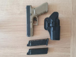 We glock 17 and extras - Used airsoft equipment