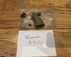FDE M4 Grip - Used airsoft equipment