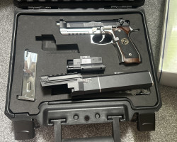 Resident evil pistol - Used airsoft equipment