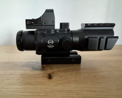 THETA OPTICS RHINO SIGHT - Used airsoft equipment