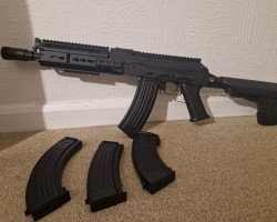 LCT KeyMod 9.5 AK - Used airsoft equipment