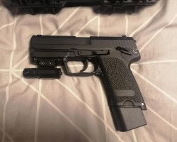 CO2 USP Pistol - Used airsoft equipment