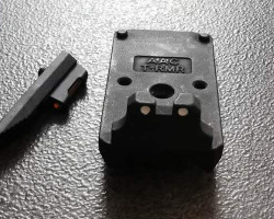 AAP-01 steel RMR Mount Plate - Used airsoft equipment