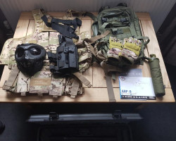 Airsoft guns with accessories - Used airsoft equipment
