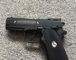 Colt Defender Co2 - Used airsoft equipment