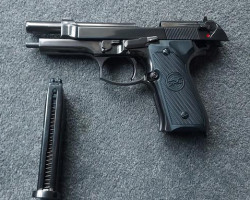 BERETTA 92 All metal NEW - Used airsoft equipment