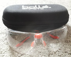 3 case and goggles are used - Used airsoft equipment