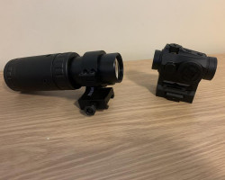 Red dot and magnifier - Used airsoft equipment