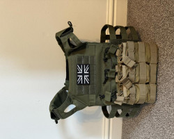 8 Fields Plate Carrier - Used airsoft equipment