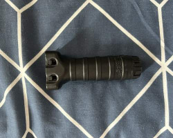 Airsoft Foregrip - Used airsoft equipment