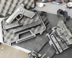 We g18 bundle - Used airsoft equipment