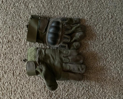 Oakley Type Gloves / OD - Used airsoft equipment