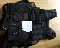 Black Tactical Vest - Used airsoft equipment