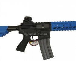 Wanted Two tone assault rifle - Used airsoft equipment