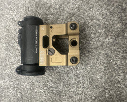 Aimpoint and unity riser - Used airsoft equipment